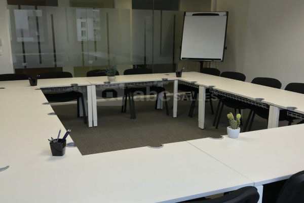 Une image salle : Electrique